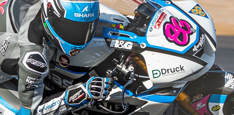 Precision Under Pressure: How Druck Sensors Drive Motorsport Success